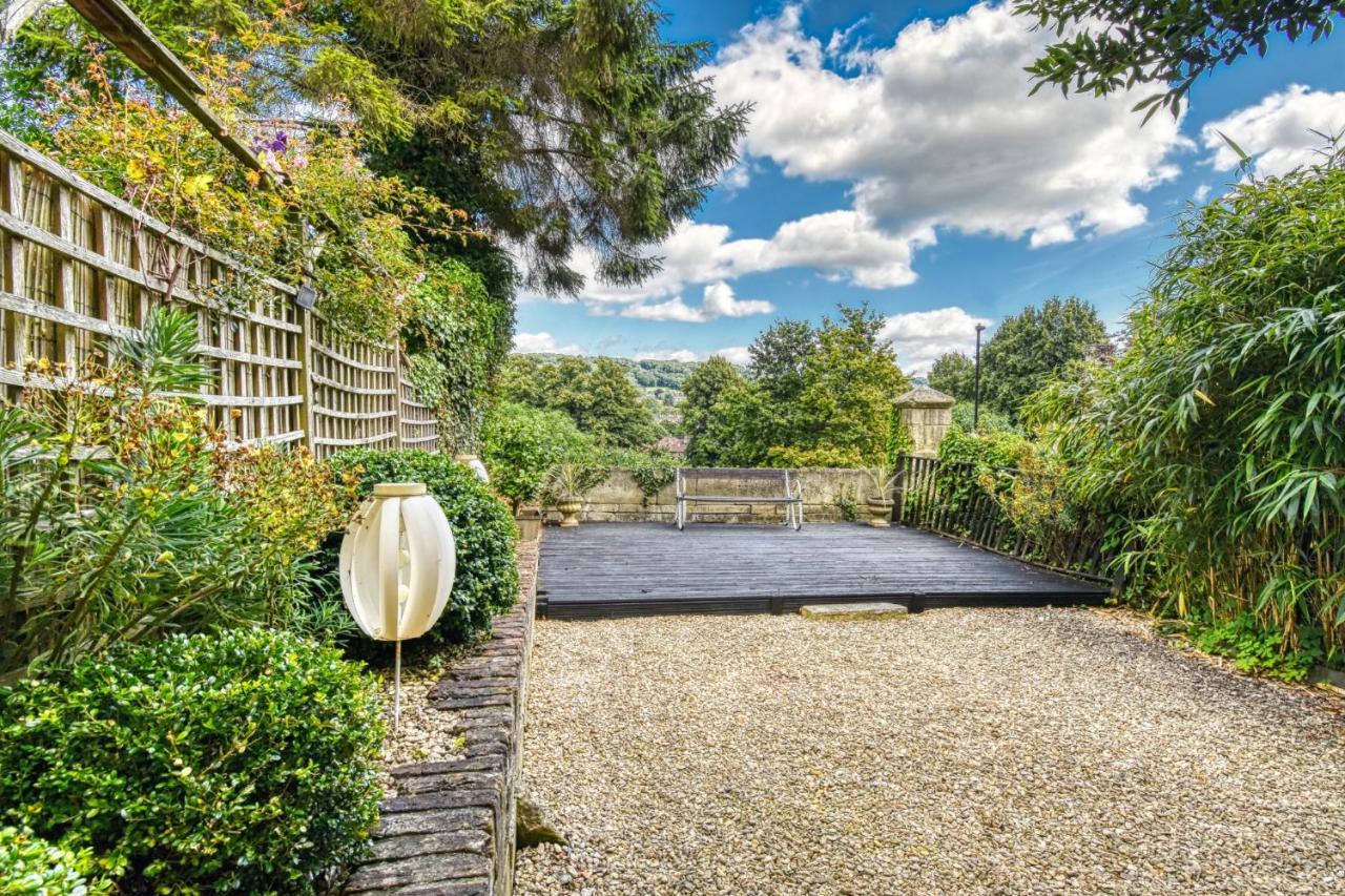 2 Bedroom Apartment In Bath City Centre With Garden & Free Parking Екстер'єр фото