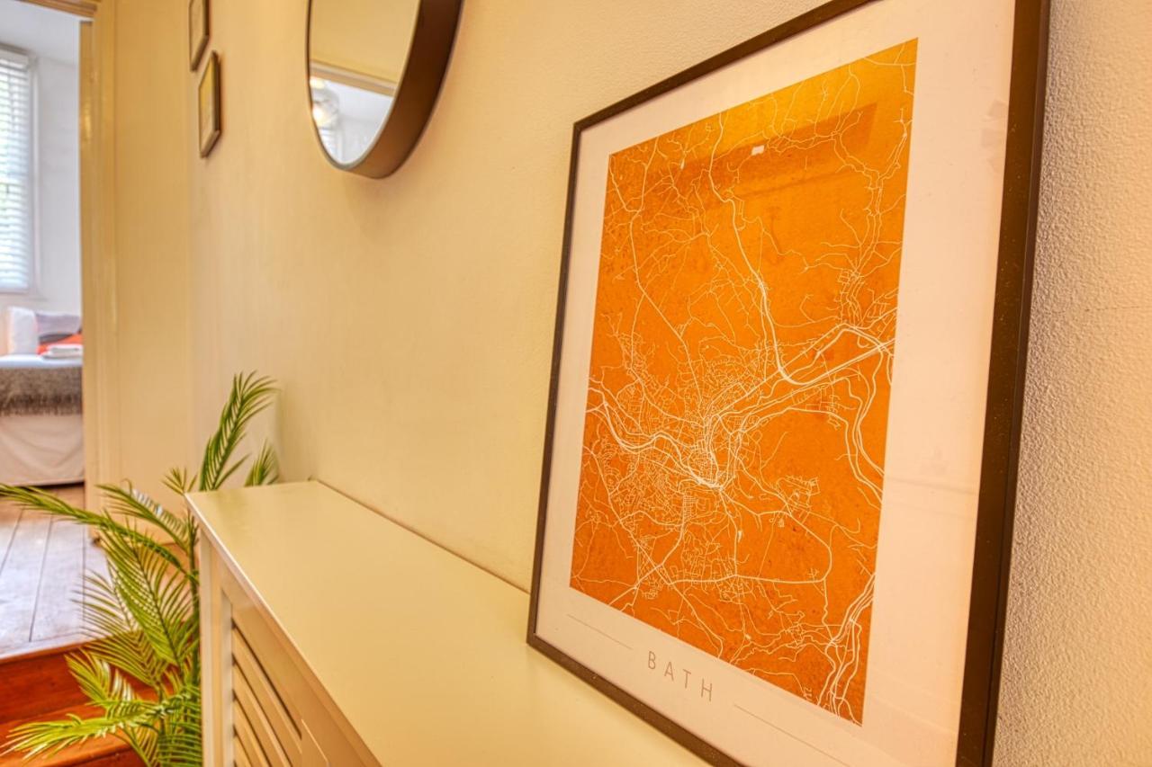 2 Bedroom Apartment In Bath City Centre With Garden & Free Parking Екстер'єр фото
